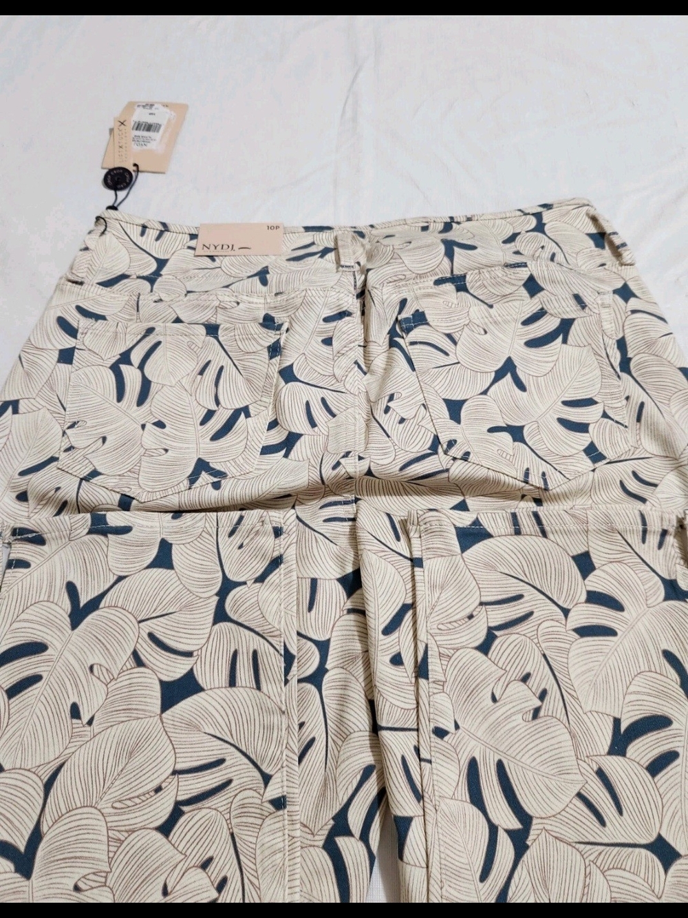 NYDJ Women's Jeans Size 10P Chloe Side Slit Capri Stretch Blue Multi  NWT 22 - Picture 3 of 11